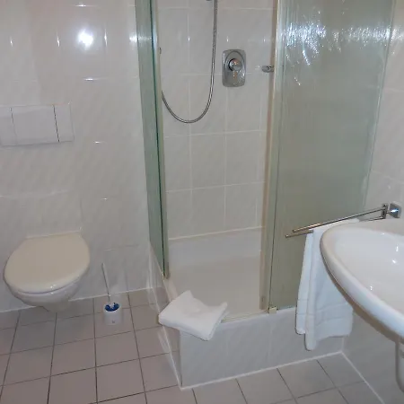 Hotel Garni Am Waldhang 3*