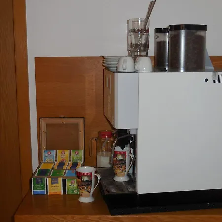 Garni Am Waldhang 3*