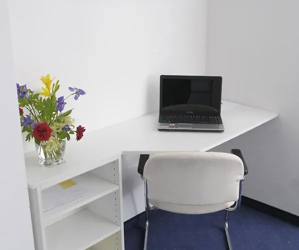 Garni Am Waldhang 3*