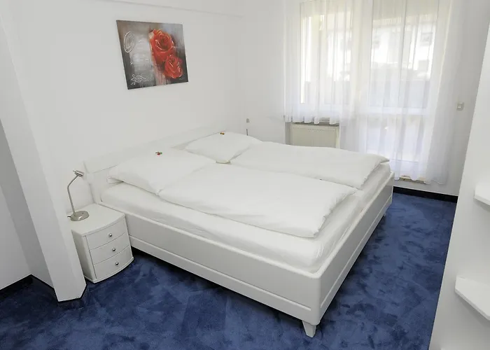 Hotel Garni Am Waldhang Gilching